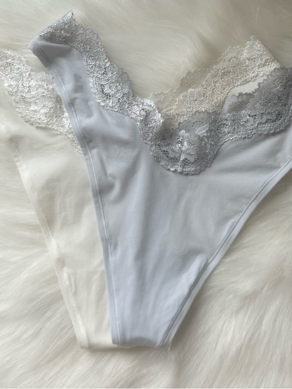 SKIMS Fits Everybody 2 Pair Lace Dipped Thong Size XL